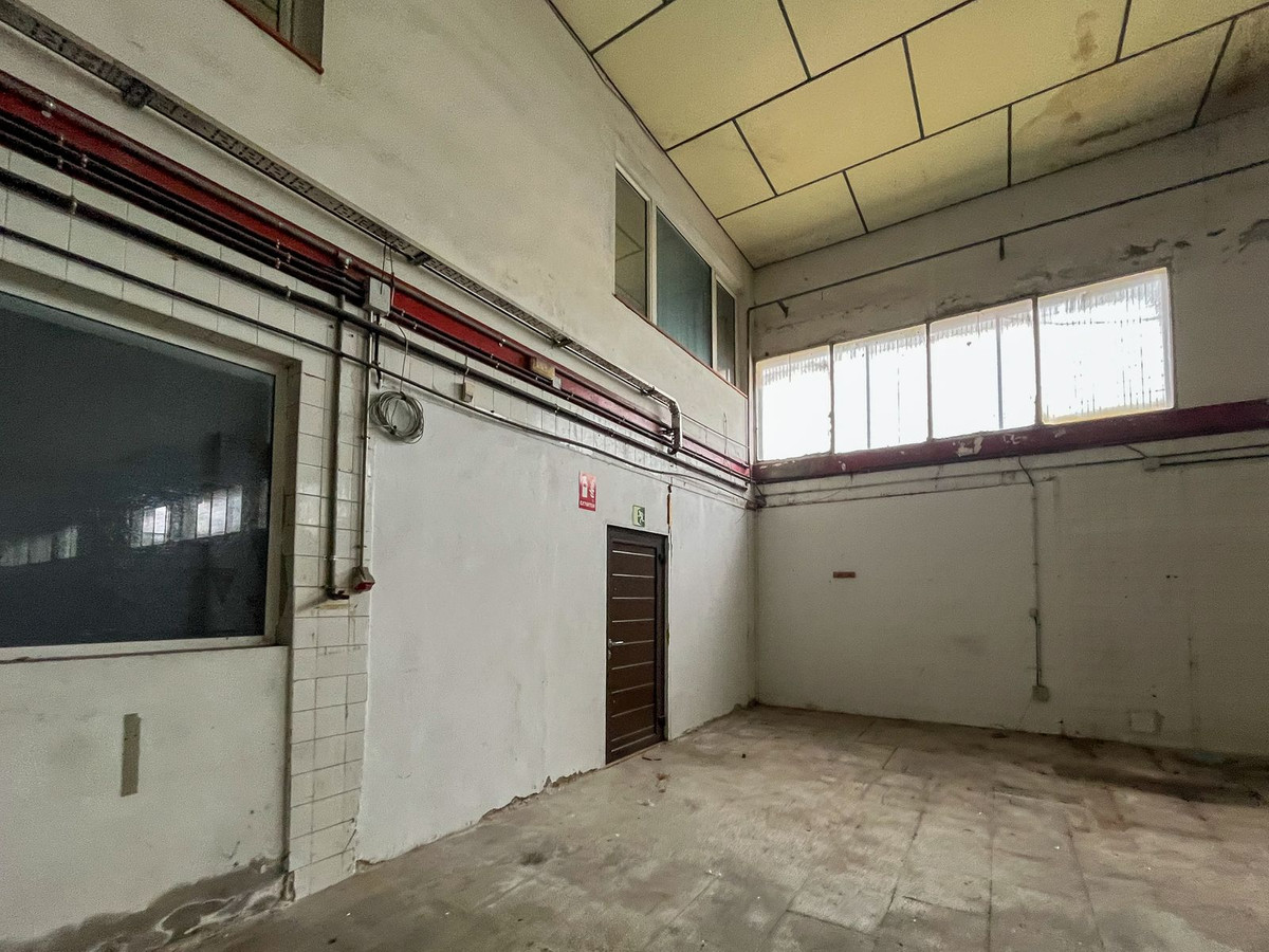 Se vende Nave industrial  en Costa Del Sol, Cadiz, España