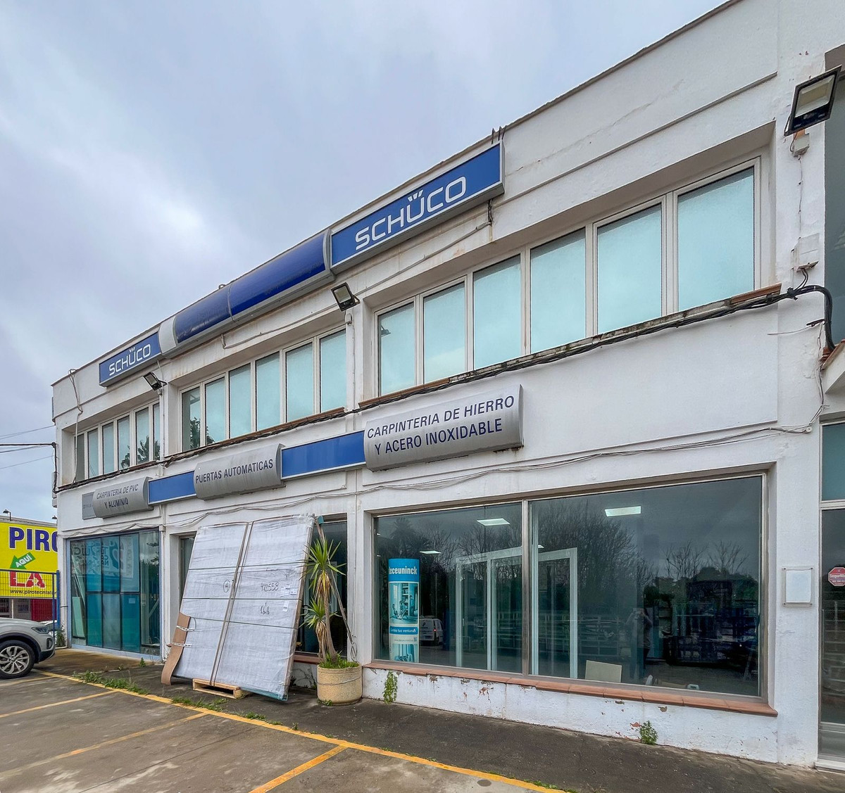 Se vende Nave industrial  en Costa Del Sol, Cadiz, España