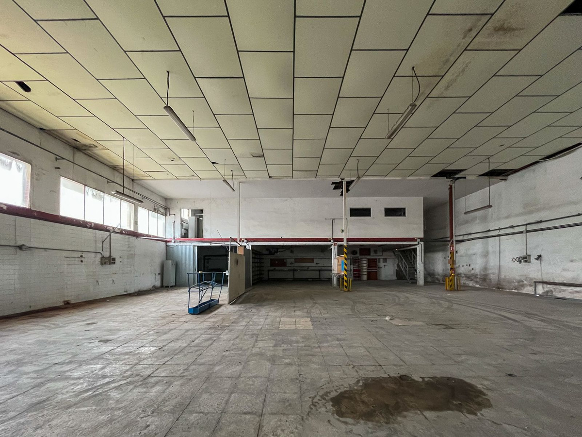 Se vende Nave industrial  en Costa Del Sol, Cadiz, España
