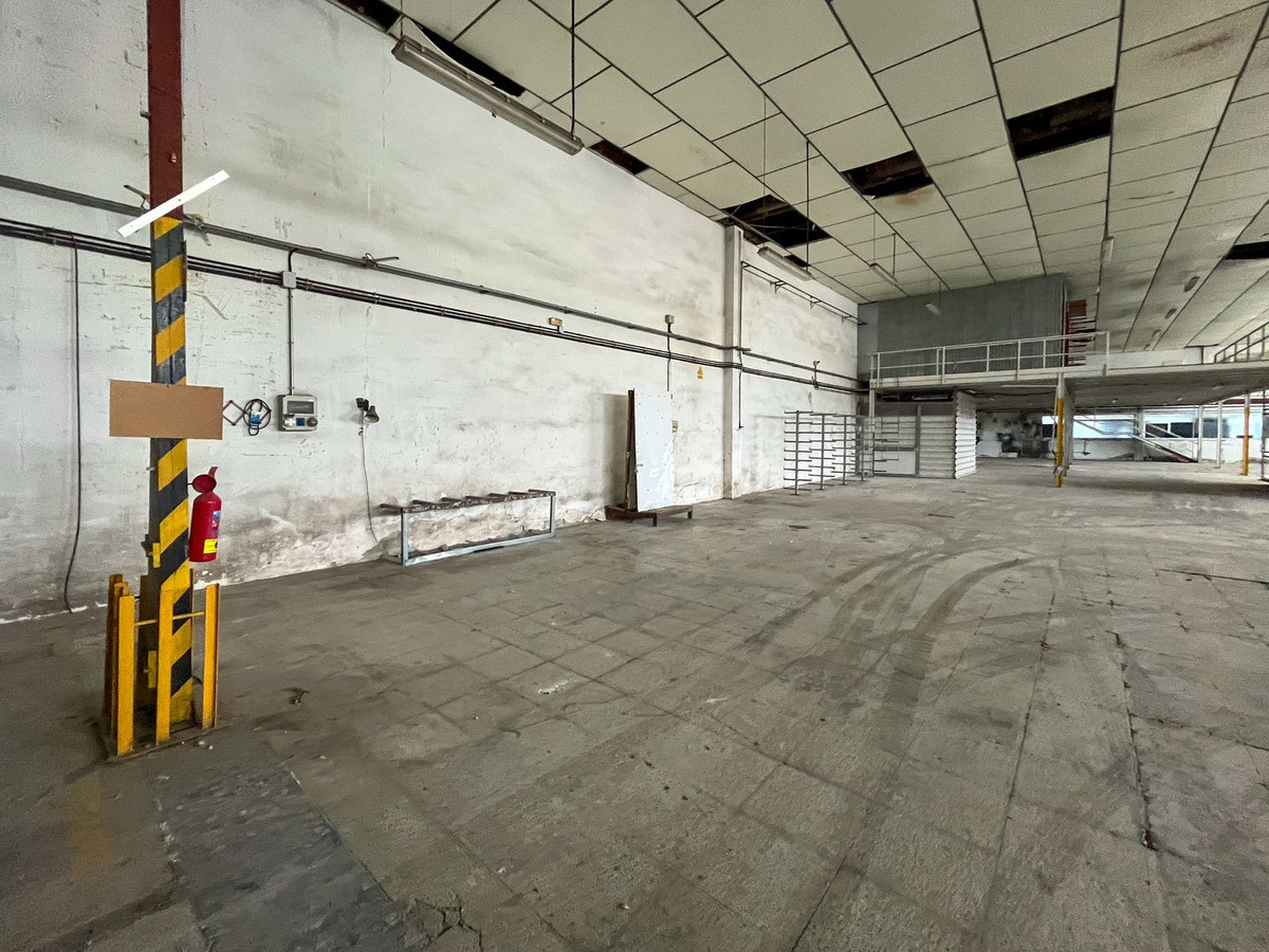 Se vende Nave industrial  en Costa Del Sol, Cadiz, España