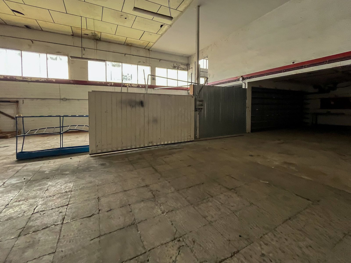 Se vende Nave industrial  en Costa Del Sol, Cadiz, España