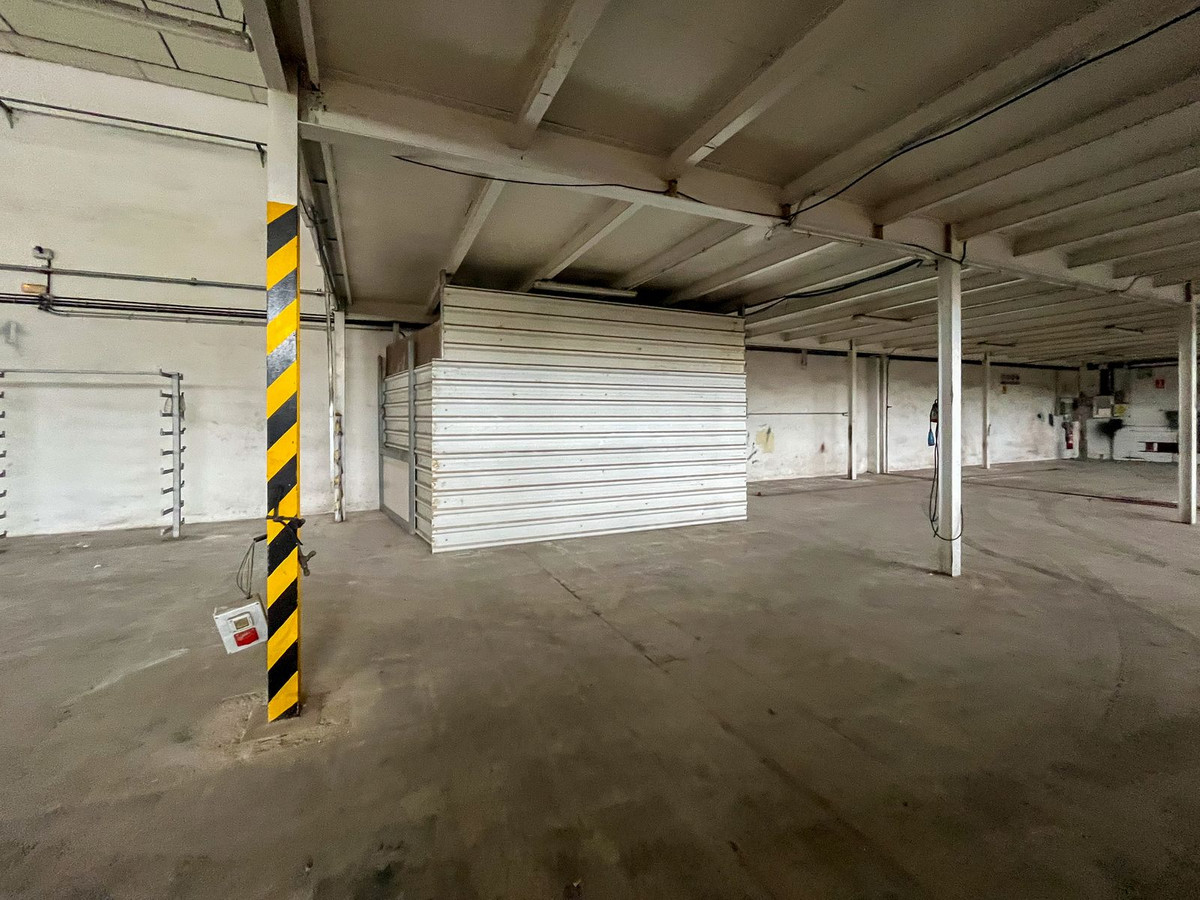 Se vende Nave industrial  en Costa Del Sol, Cadiz, España