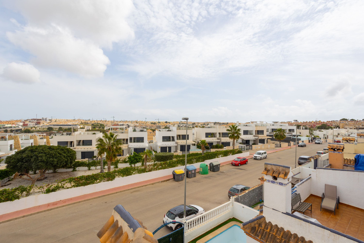 3 Bed Townhouse for sale in Villamartin Costa Blanca, Alicante, Spain