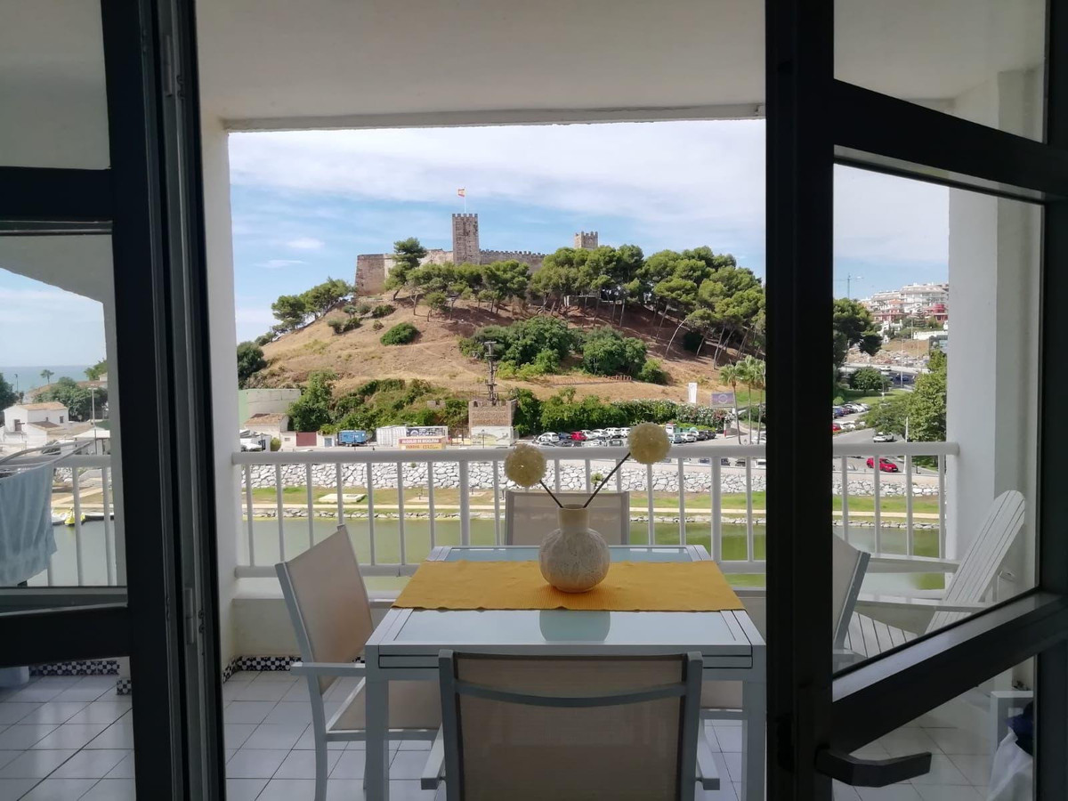3 Bed Apartment for sale in Fuengirola Costa Del Sol, Málaga, Spain