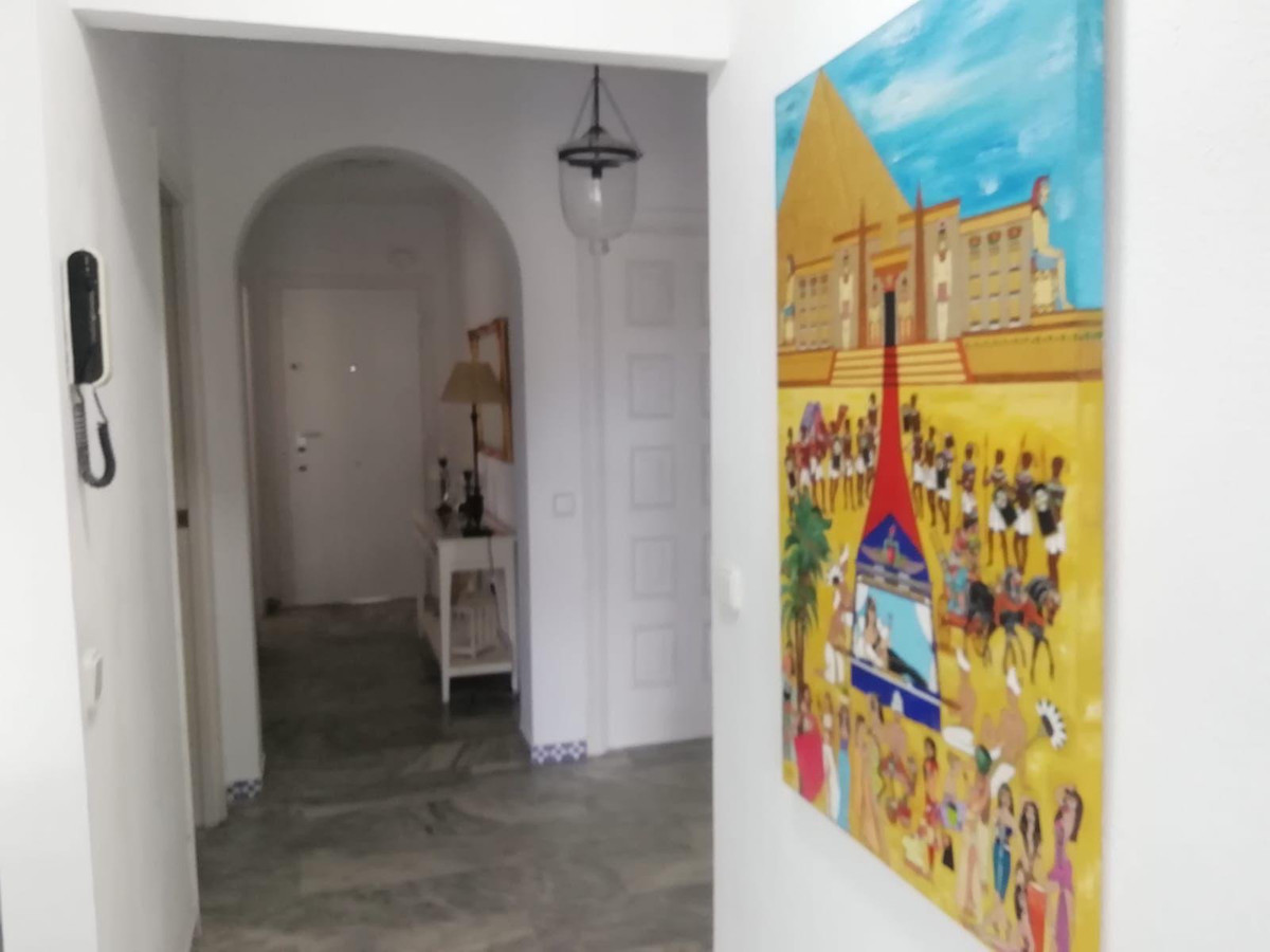 3 Bed Apartment for sale in Fuengirola Costa Del Sol, Málaga, Spain