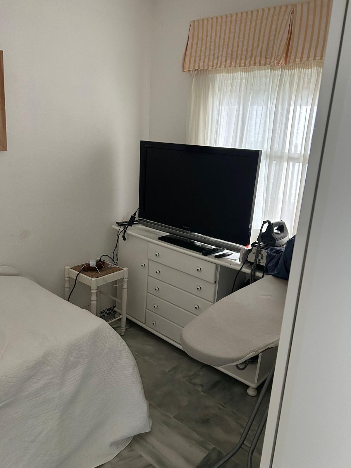 3 Bed Apartment for sale in Fuengirola Costa Del Sol, Málaga, Spain