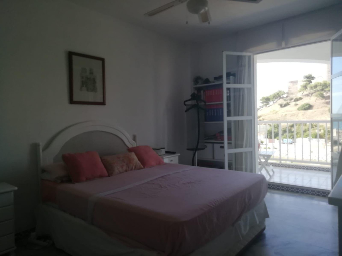3 Bed Apartment for sale in Fuengirola Costa Del Sol, Málaga, Spain
