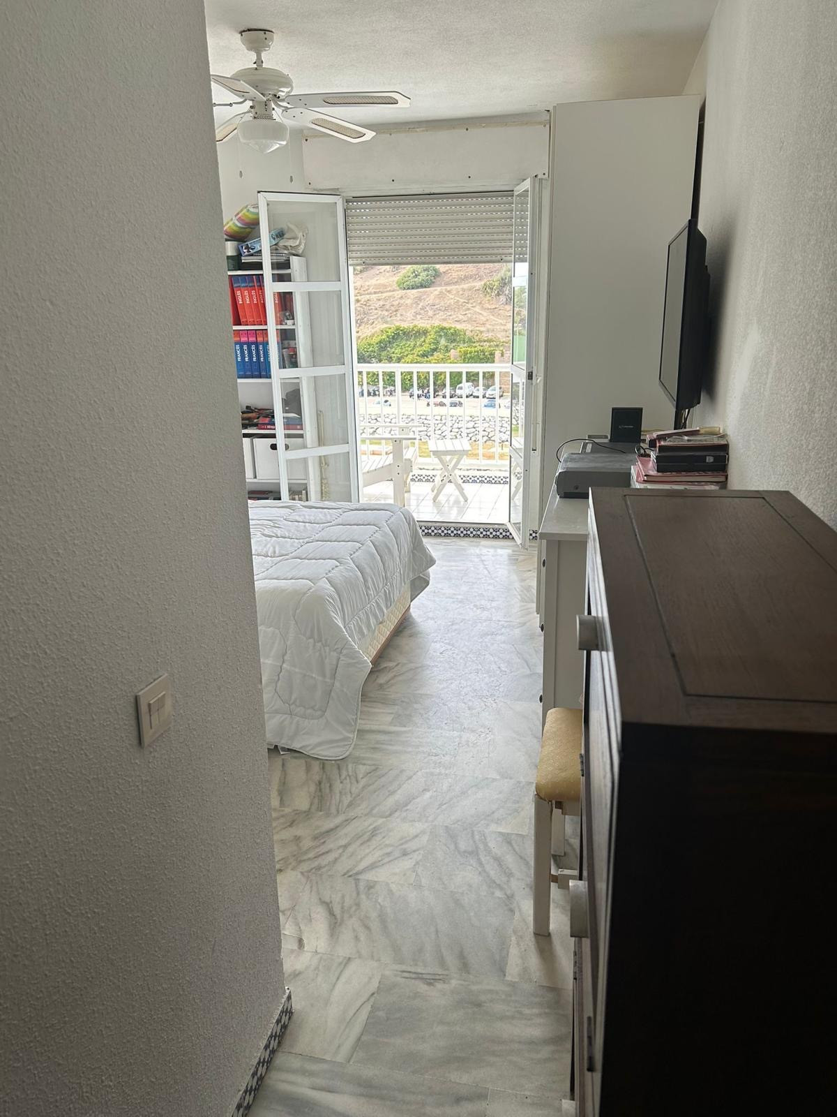 3 Bed Apartment for sale in Fuengirola Costa Del Sol, Málaga, Spain