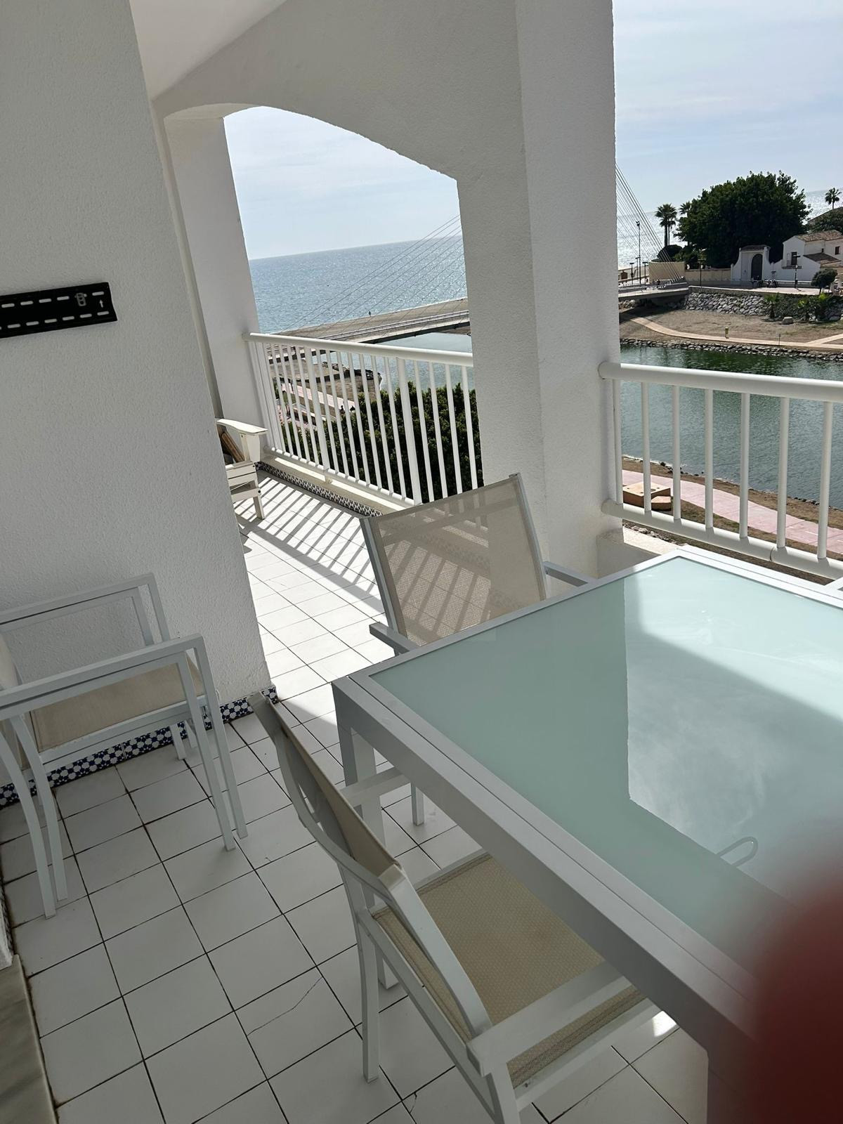 3 Bed Apartment for sale in Fuengirola Costa Del Sol, Málaga, Spain