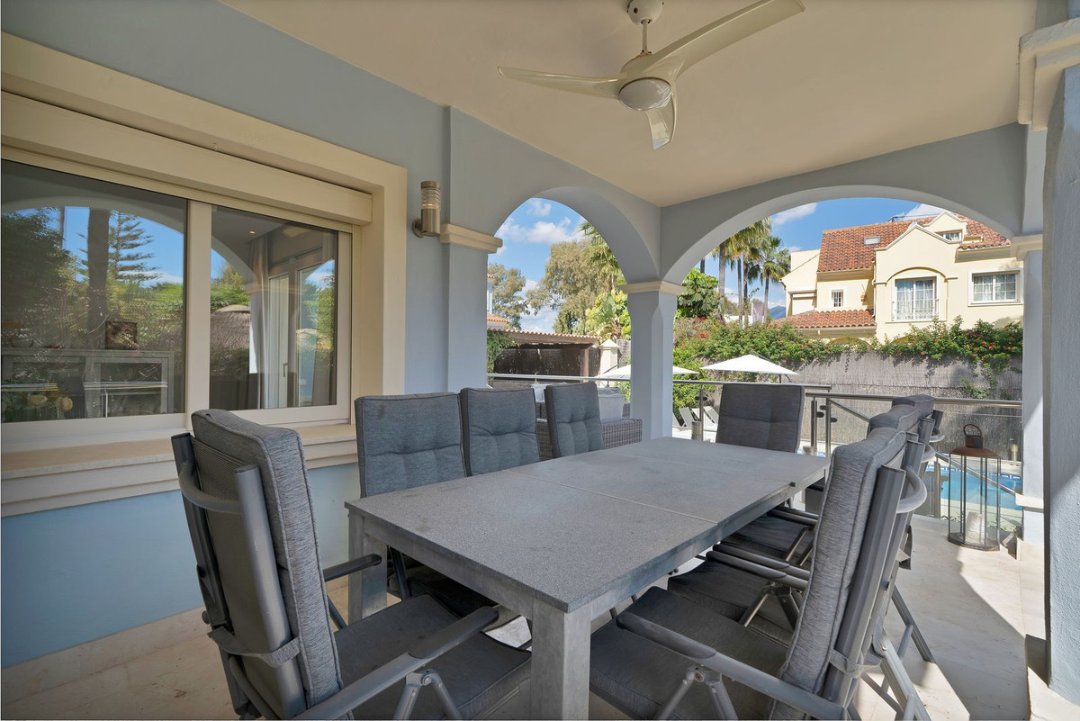 7 Bed Townhouse for sale in Puerto Banús Costa Del Sol, Málaga, Spain