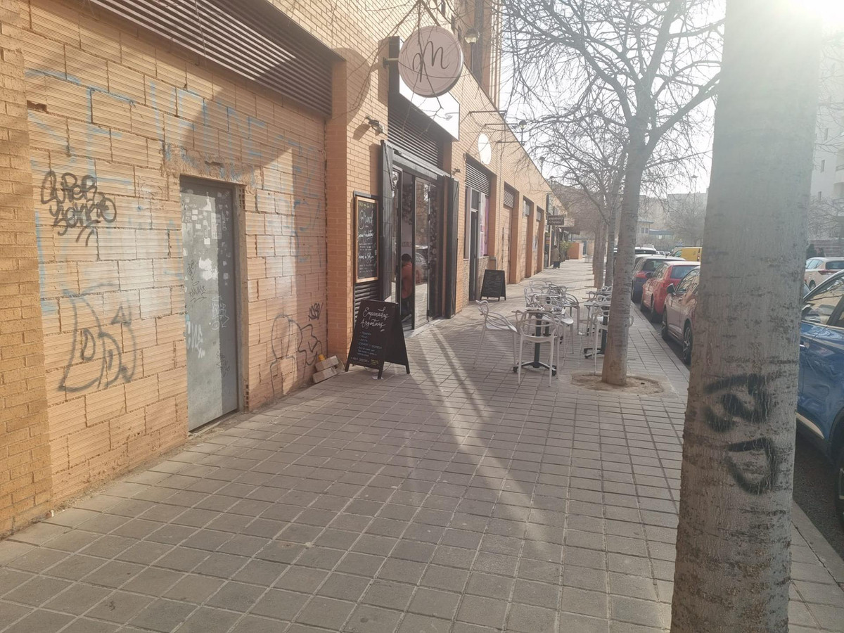 Commercial unit for sale in Alicante Costa Blanca, Alicante, Spain