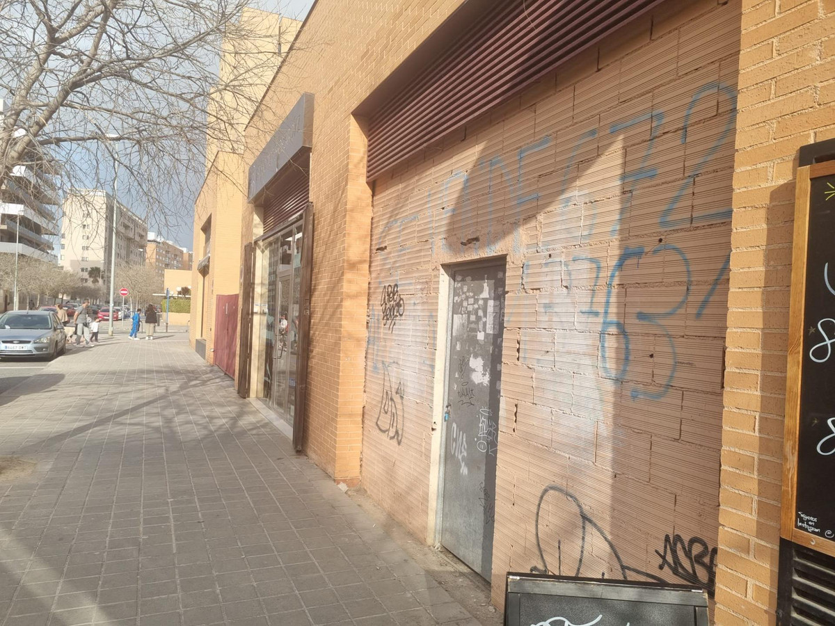 Commercial unit for sale in Alicante Costa Blanca, Alicante, Spain