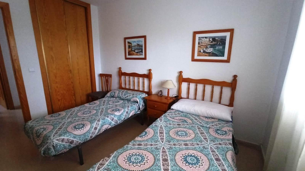 Se vende Apartamento Planta Media de 3 dormitorios en Costa Blanca, Alicante, España