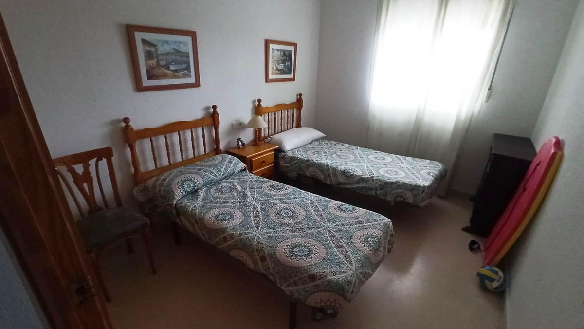 Se vende Apartamento Planta Media de 3 dormitorios en Costa Blanca, Alicante, España