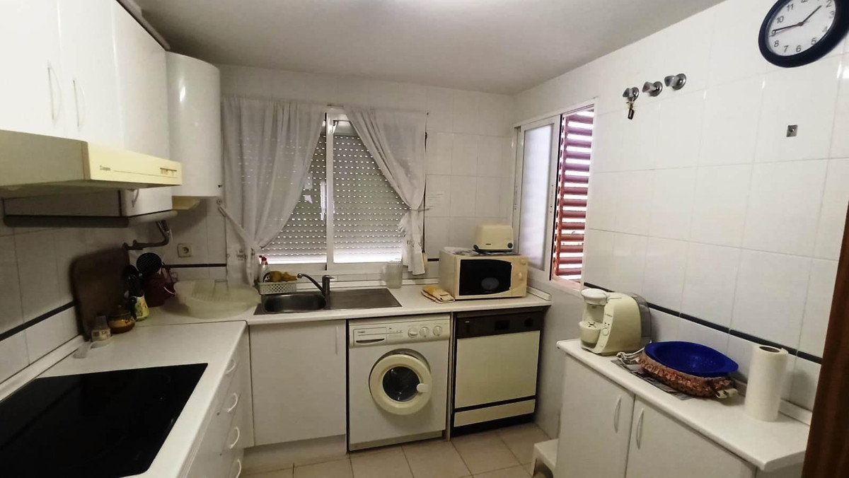 Se vende Apartamento Planta Media de 3 dormitorios en Costa Blanca, Alicante, España