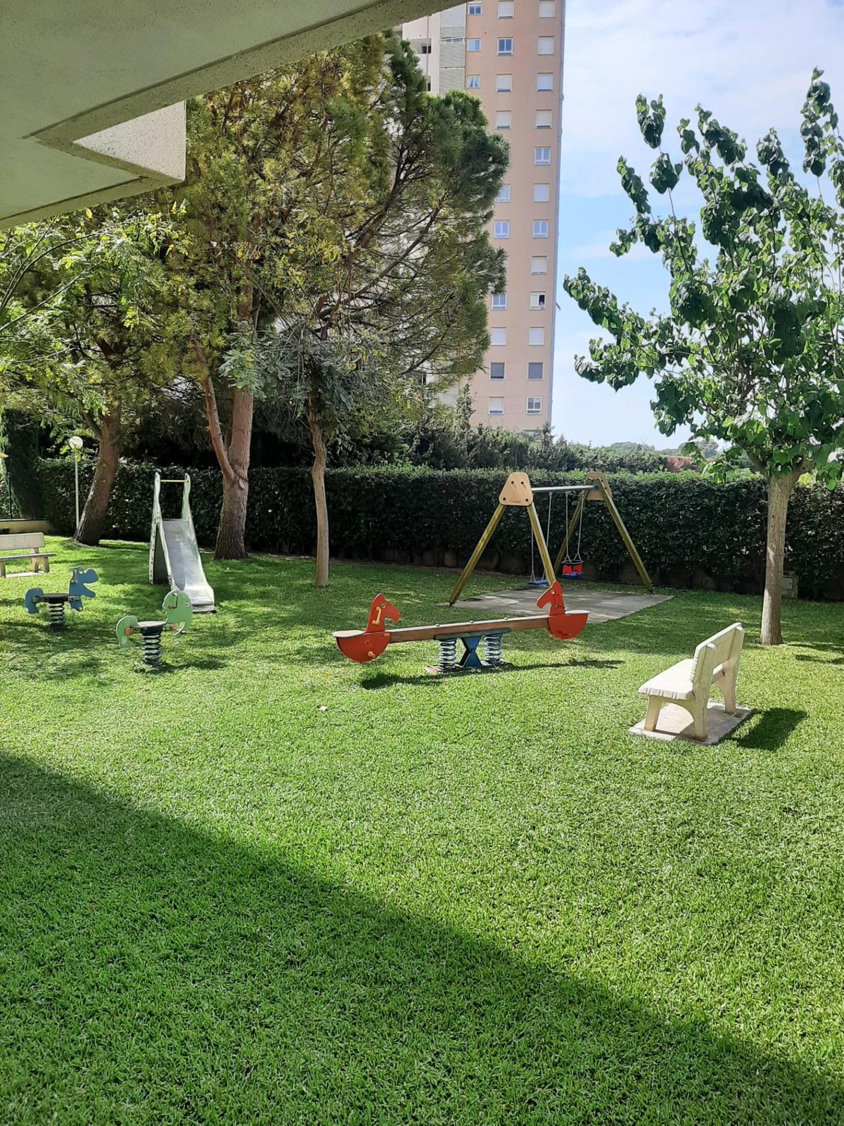 Se vende Apartamento Planta Media de 3 dormitorios en Costa Blanca, Alicante, España
