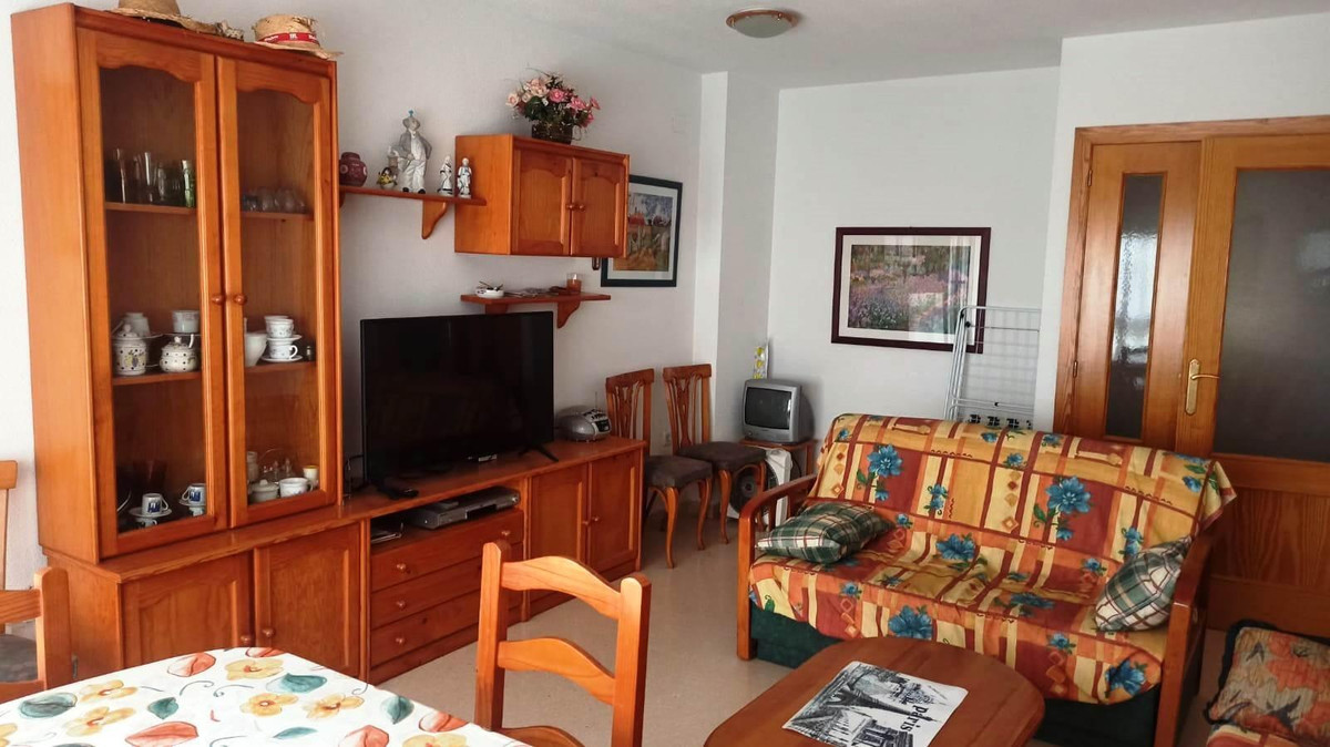 Se vende Apartamento Planta Media de 3 dormitorios en Costa Blanca, Alicante, España