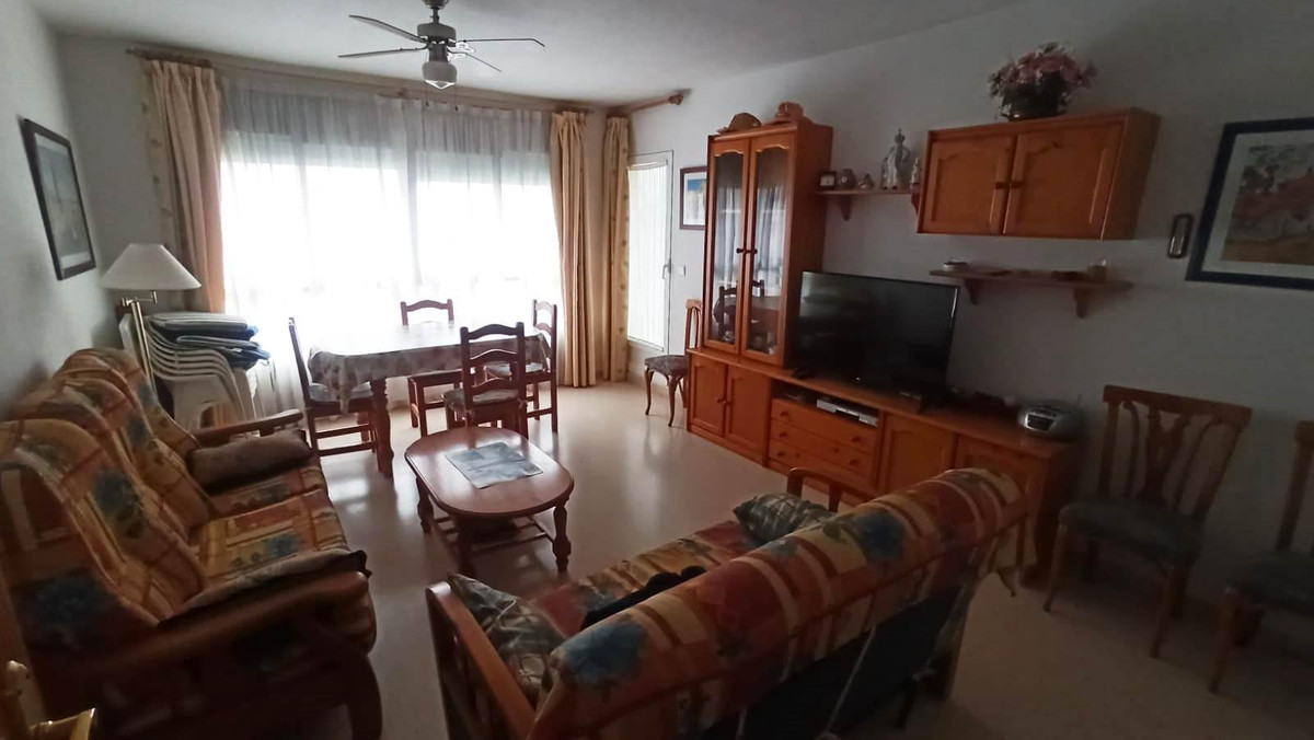 Se vende Apartamento Planta Media de 3 dormitorios en Costa Blanca, Alicante, España