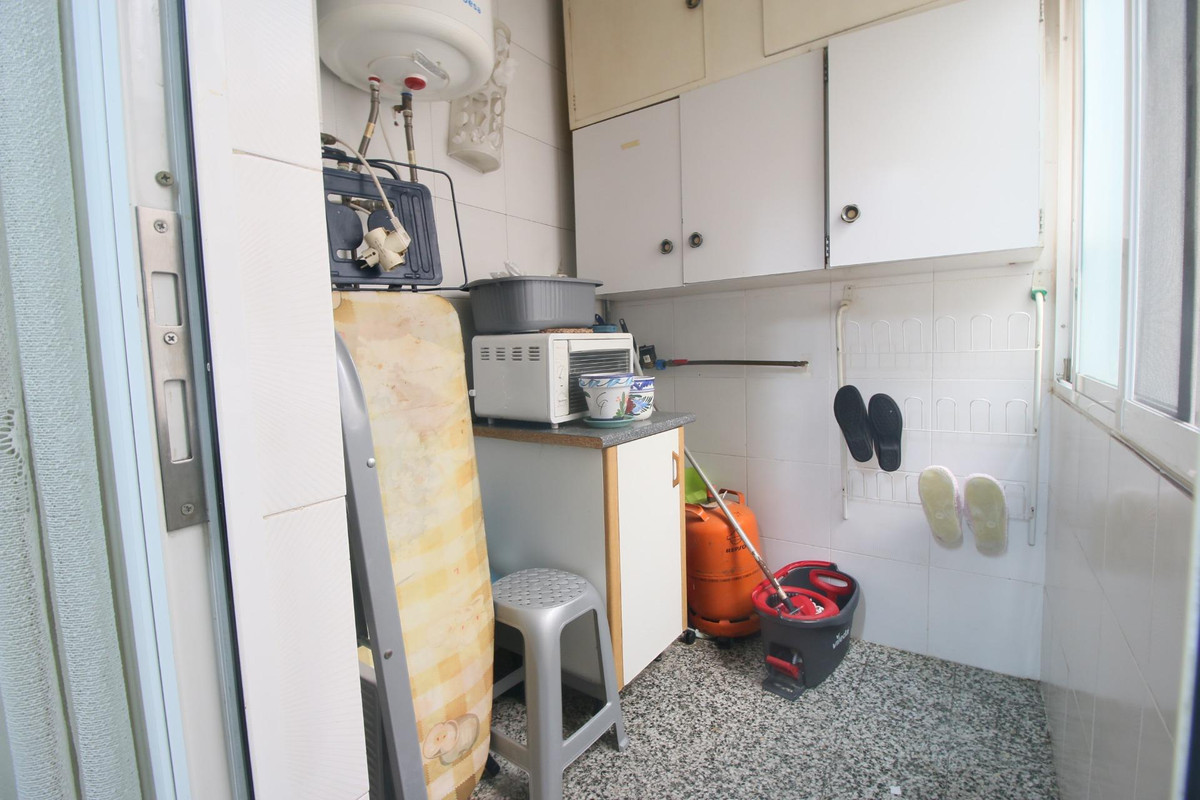 Se vende Apartamento Planta Media de 3 dormitorios en Costa Blanca, Alicante, España