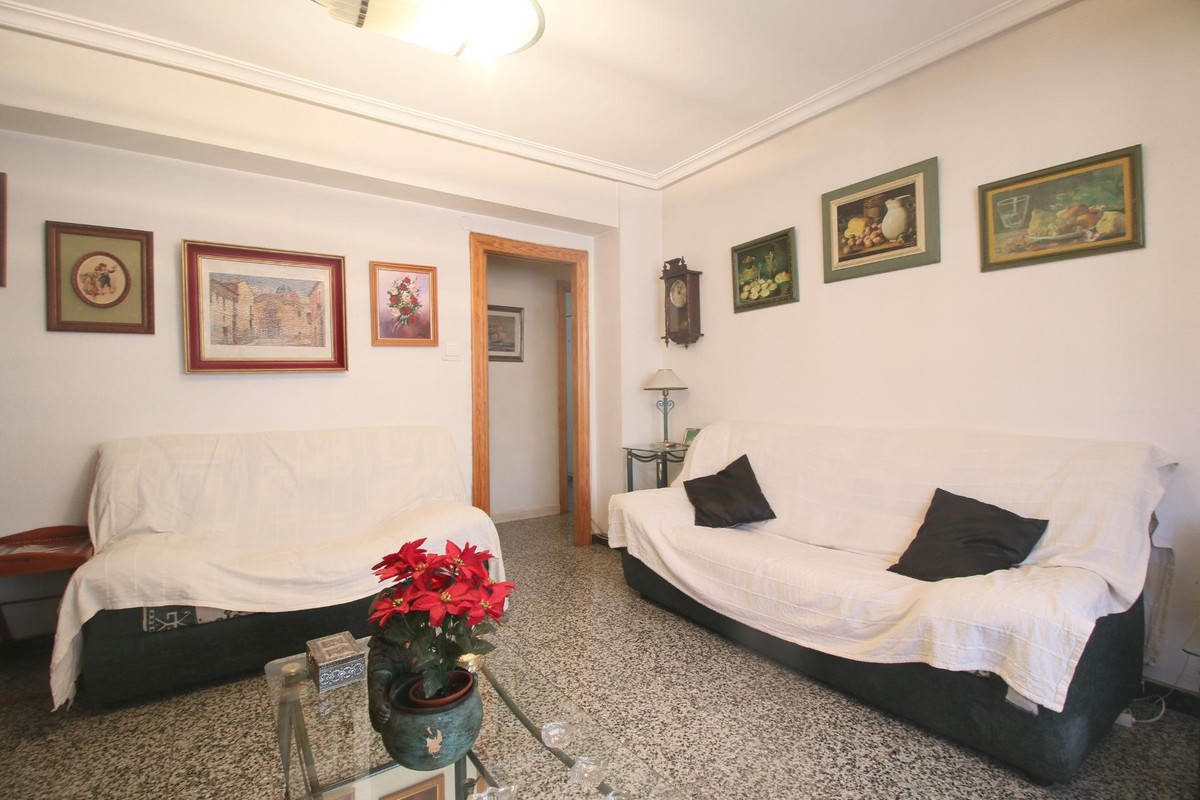 Se vende Apartamento Planta Media de 3 dormitorios en Costa Blanca, Alicante, España