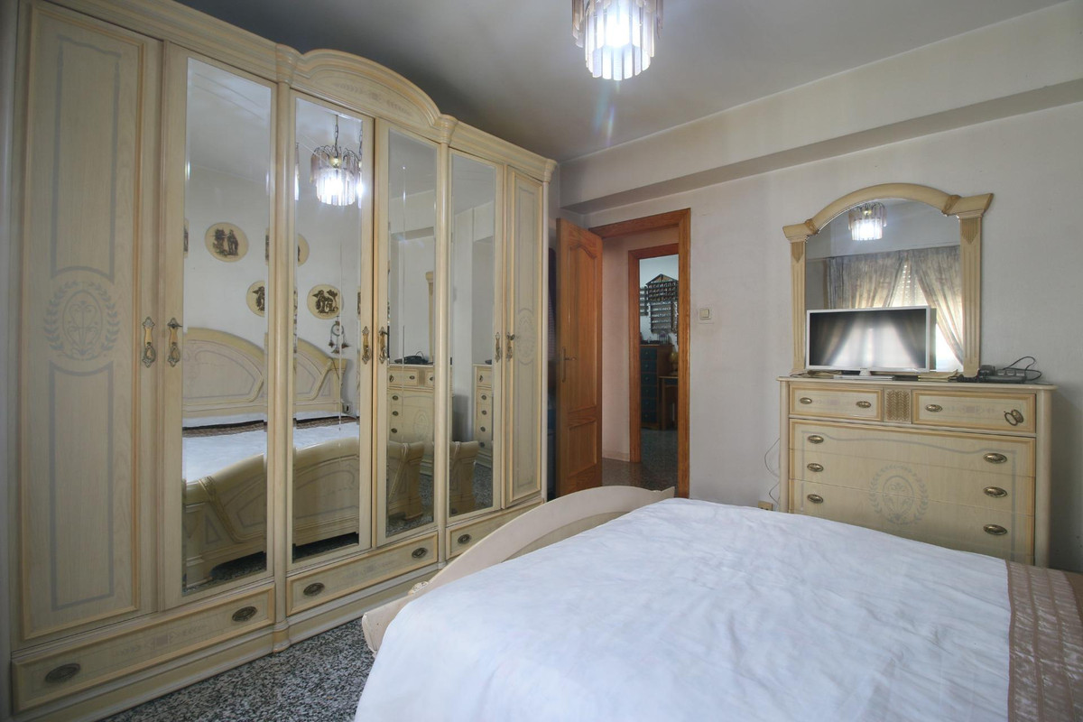 Se vende Apartamento Planta Media de 3 dormitorios en Costa Blanca, Alicante, España