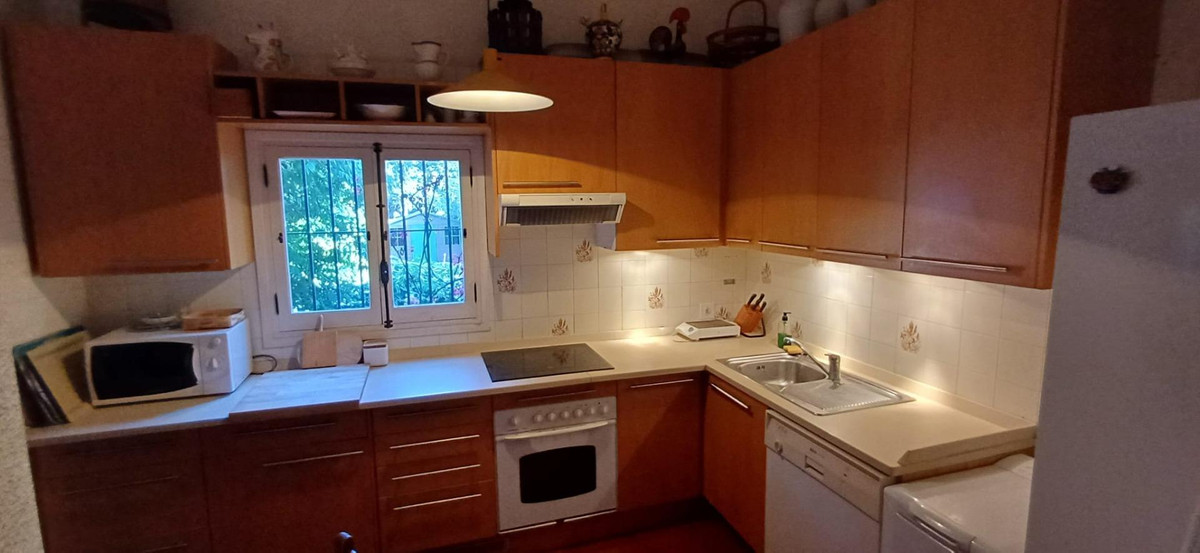 6 Bed Townhouse for sale in Alicante Costa Blanca, Alicante, Spain