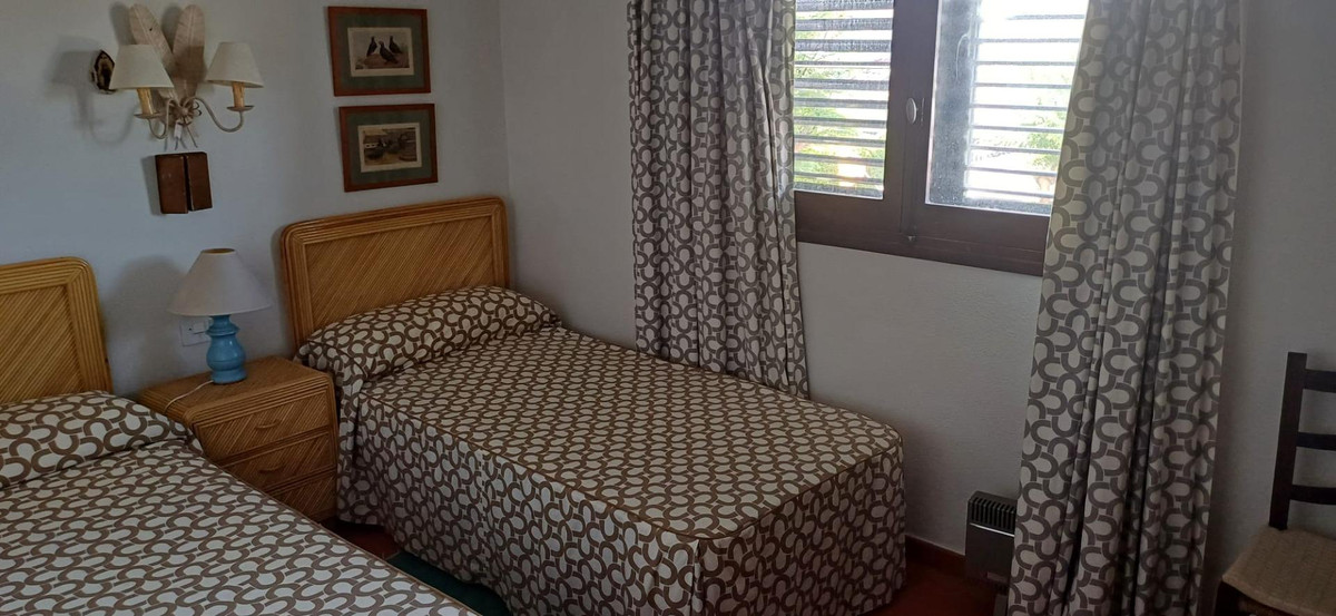 6 Bed Townhouse for sale in Alicante Costa Blanca, Alicante, Spain