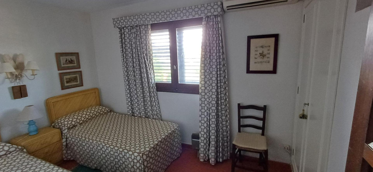 6 Bed Townhouse for sale in Alicante Costa Blanca, Alicante, Spain