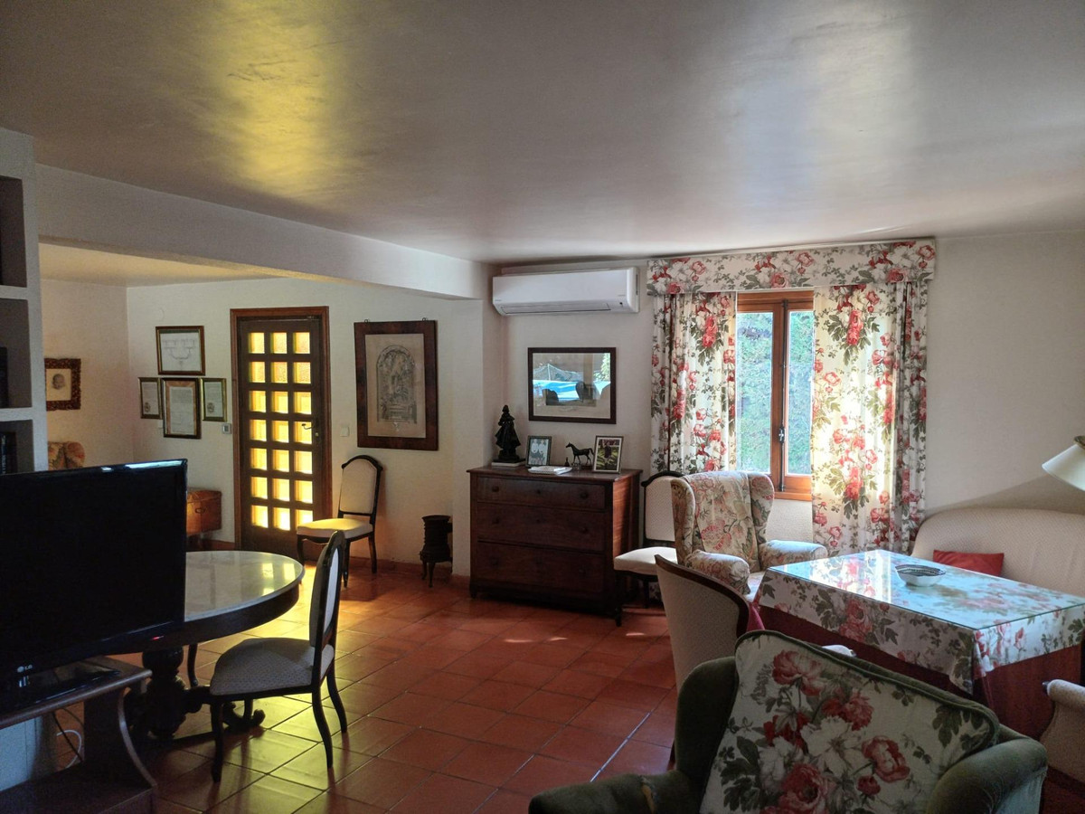 6 Bed Townhouse for sale in Alicante Costa Blanca, Alicante, Spain