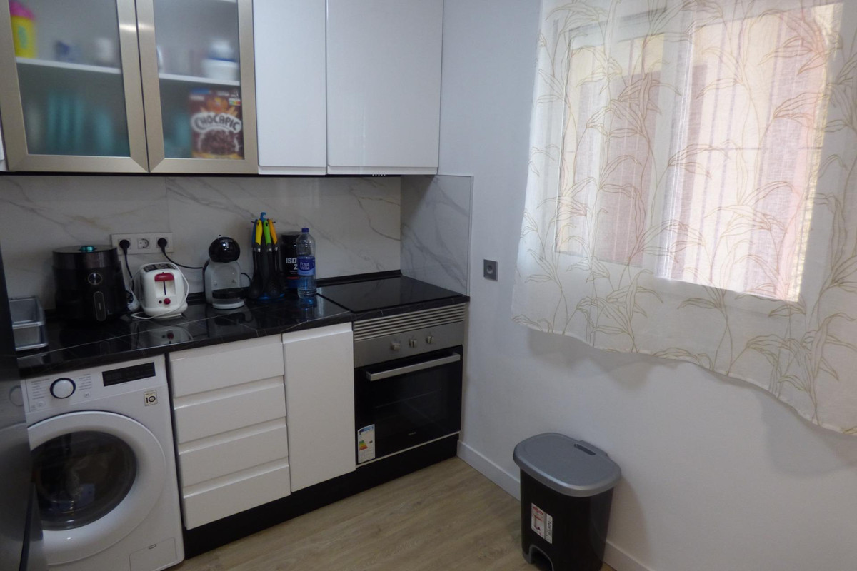 Se vende Estudio Planta Media de 1 dormitorios en Costa Blanca, Alicante, España