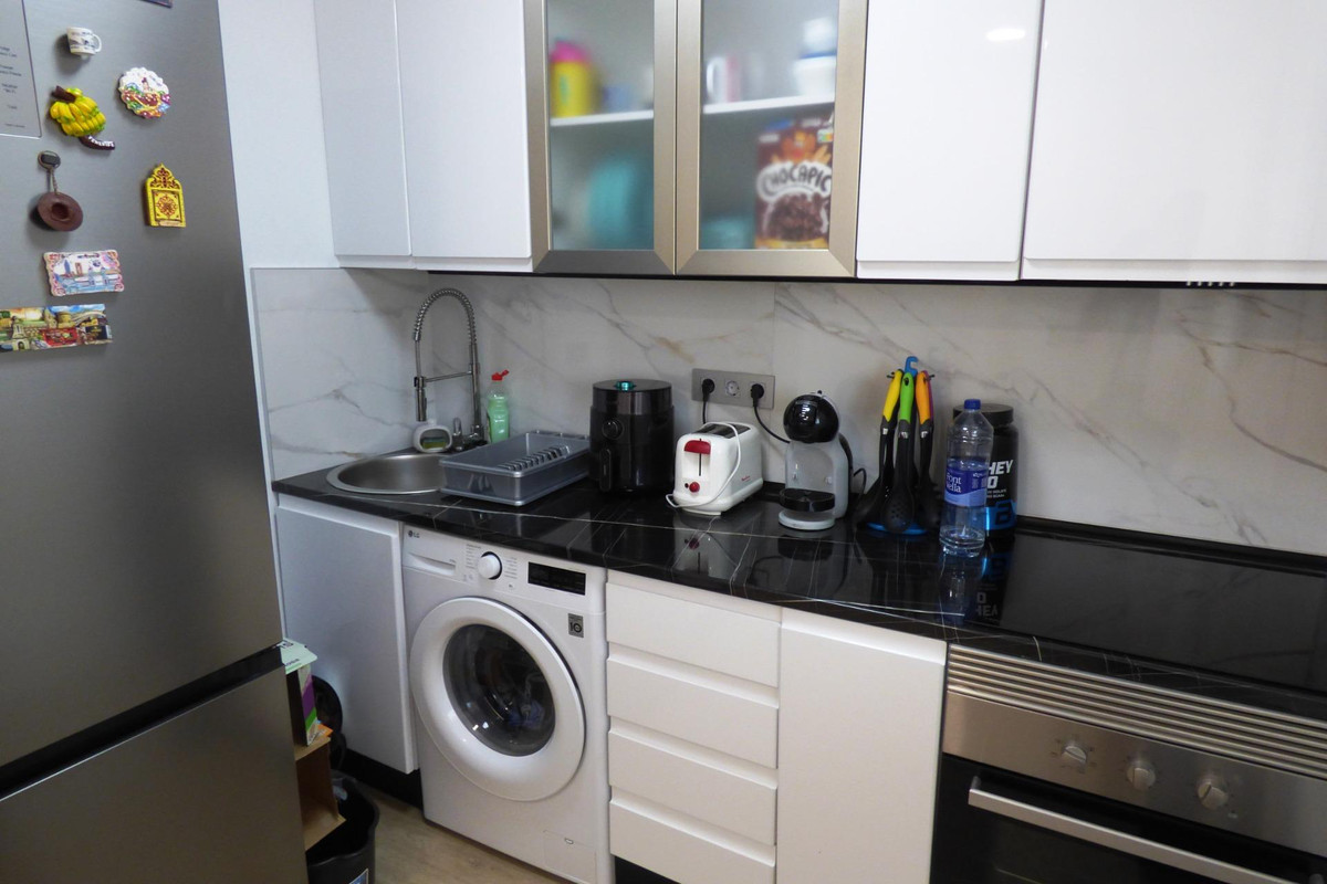 Se vende Estudio Planta Media de 1 dormitorios en Costa Blanca, Alicante, España