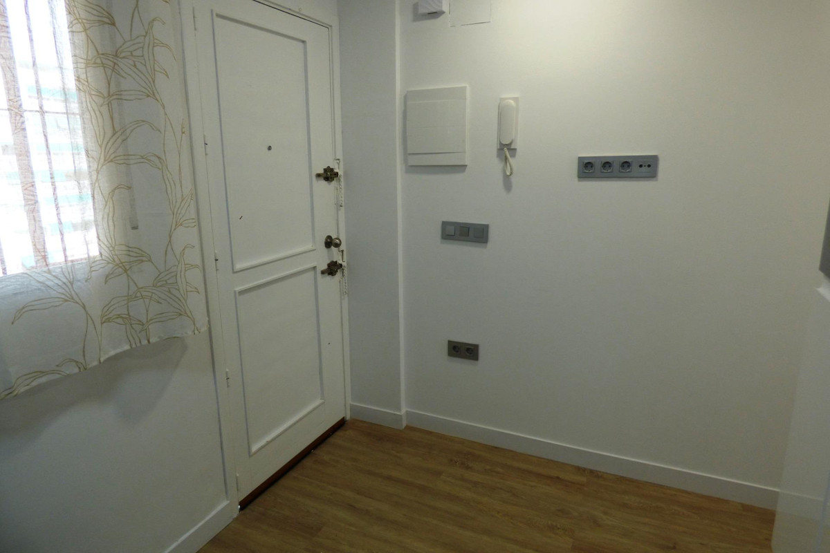 Se vende Estudio Planta Media de 1 dormitorios en Costa Blanca, Alicante, España