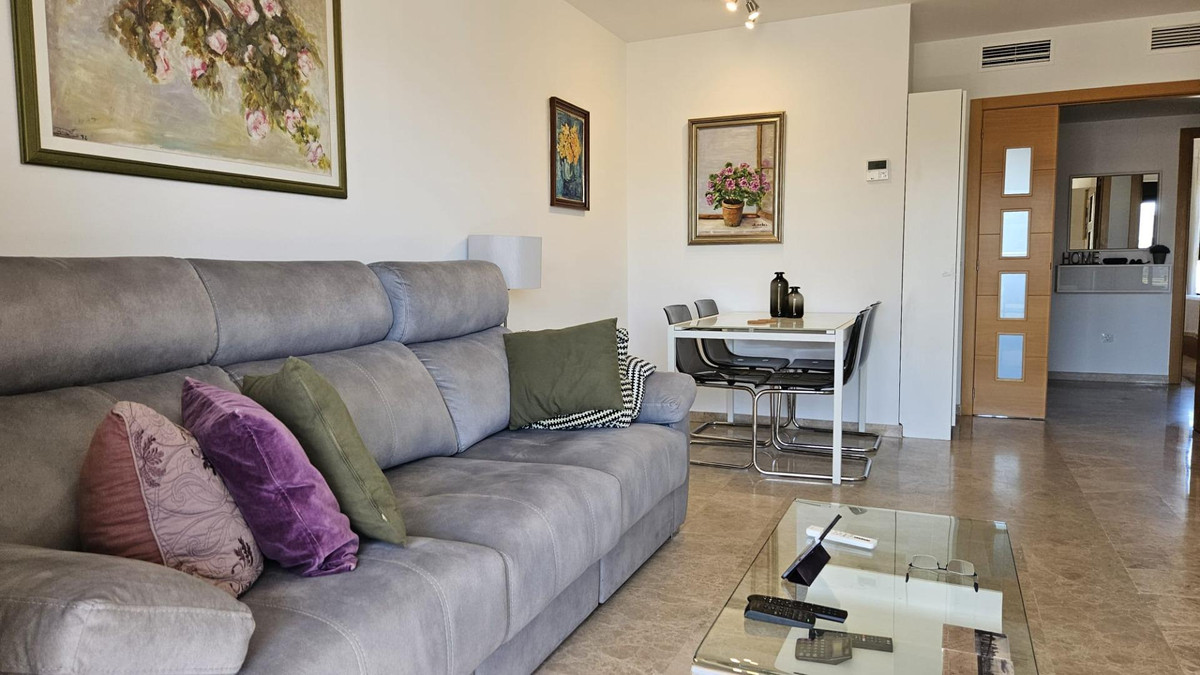 Se vende Apartamento Planta Media de 2 dormitorios en Costa Blanca, Alicante, España