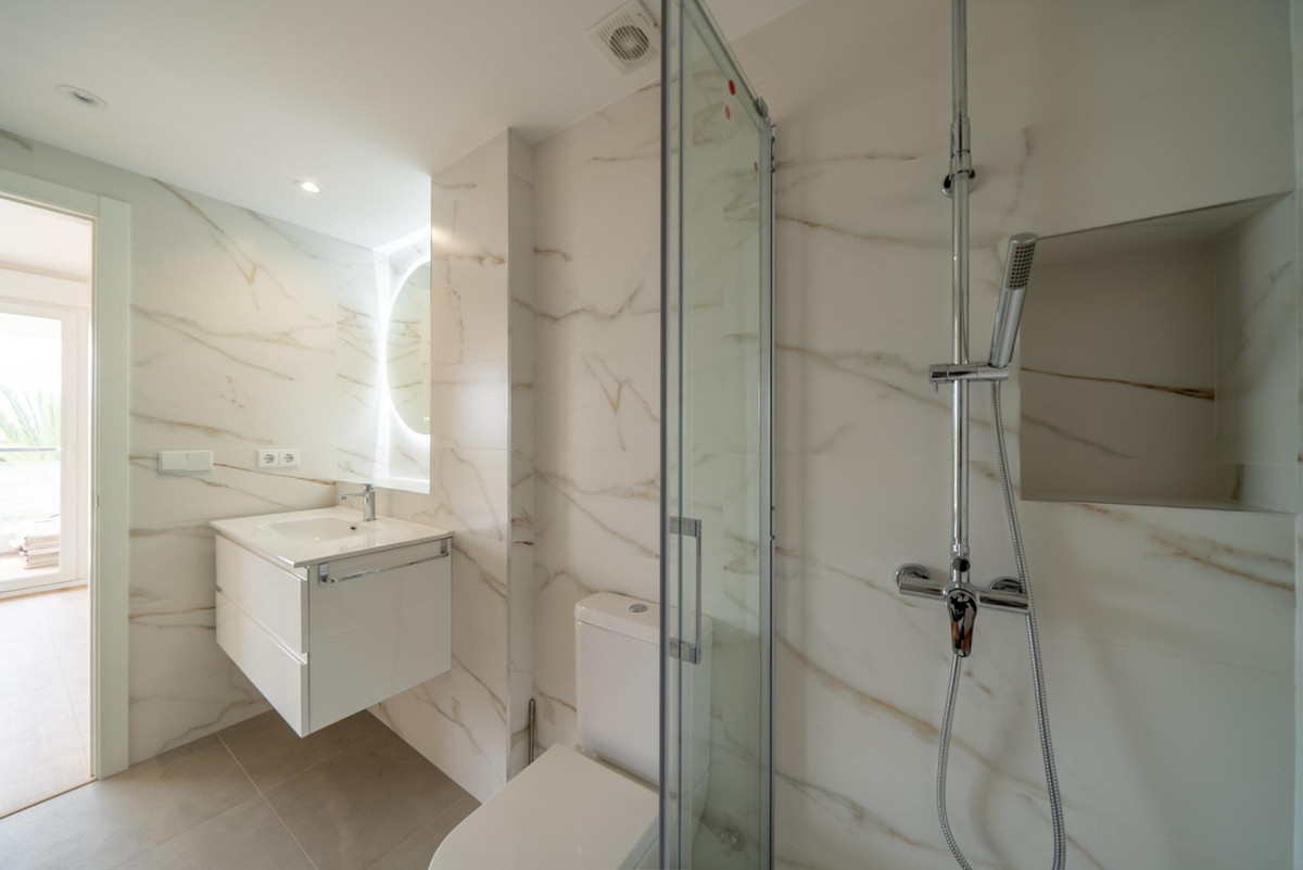 4 Bed Apartment for sale in Alicante Costa Blanca, Alicante, Spain