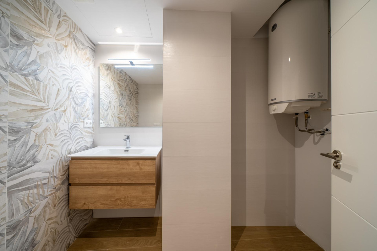 4 Bed Apartment for sale in Alicante Costa Blanca, Alicante, Spain
