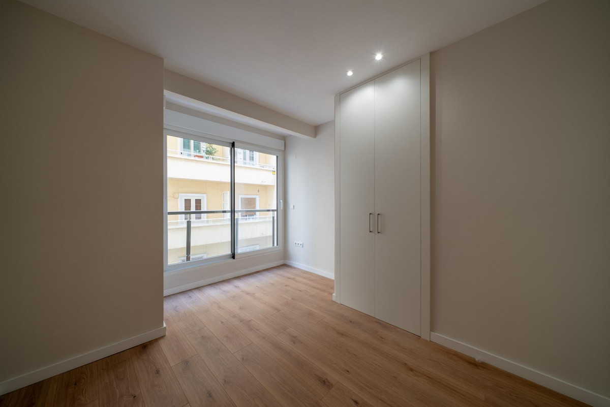 4 Bed Apartment for sale in Alicante Costa Blanca, Alicante, Spain