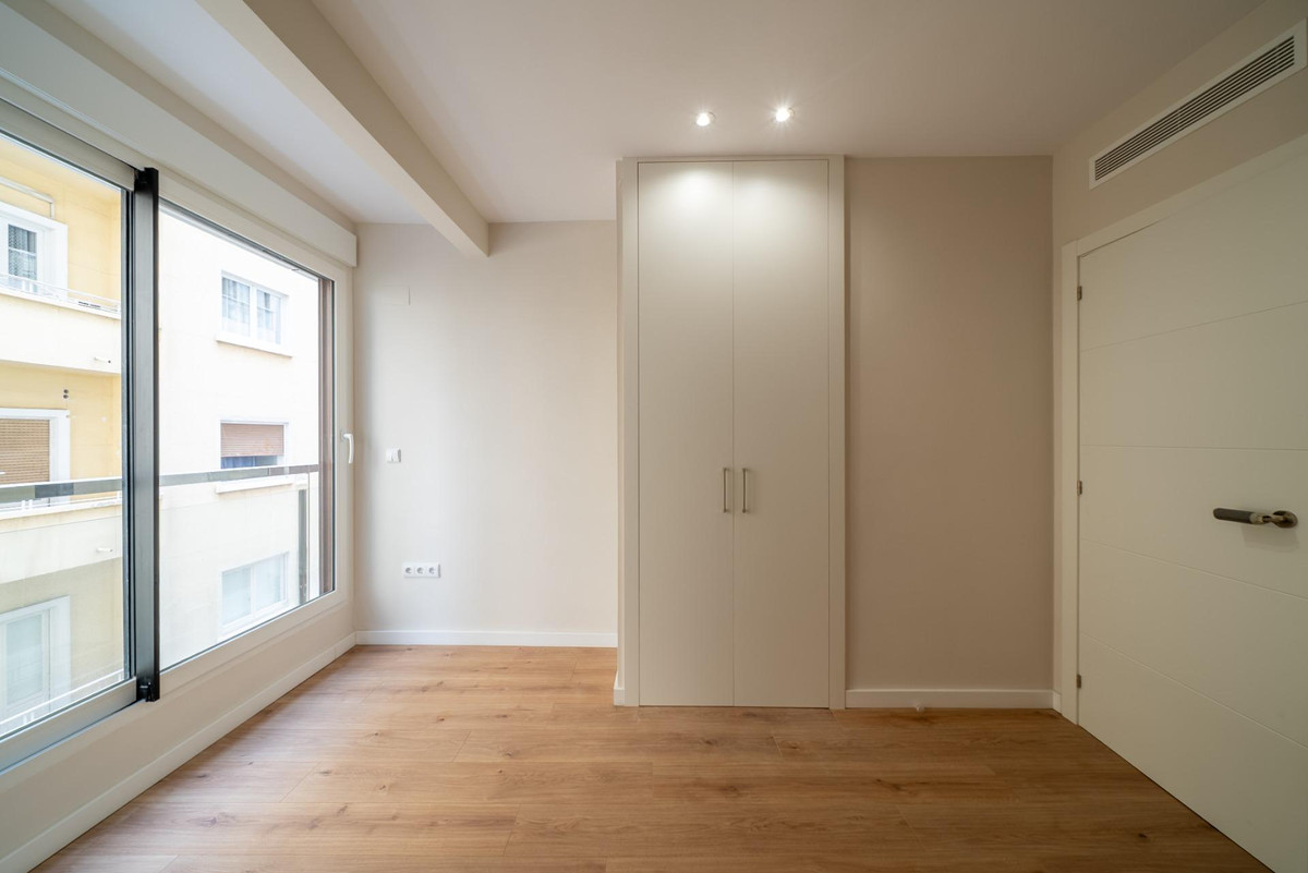 4 Bed Apartment for sale in Alicante Costa Blanca, Alicante, Spain