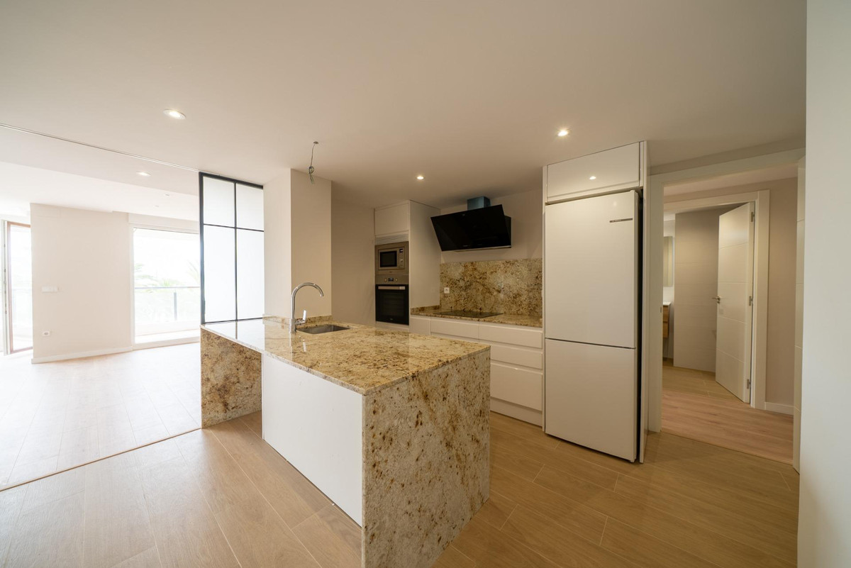 4 Bed Apartment for sale in Alicante Costa Blanca, Alicante, Spain