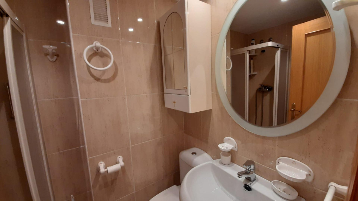 Se vende Apartamento Planta Media de 3 dormitorios en Costa Blanca, Alicante, España