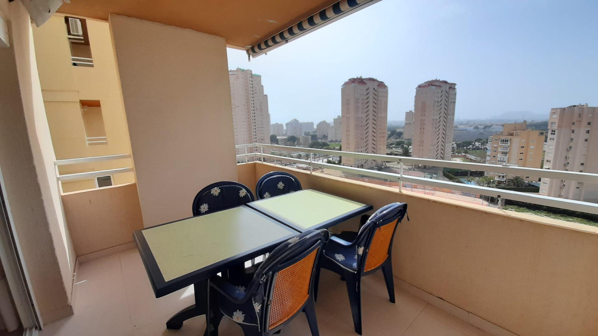 Se vende Apartamento Planta Media de 3 dormitorios en Costa Blanca, Alicante, España