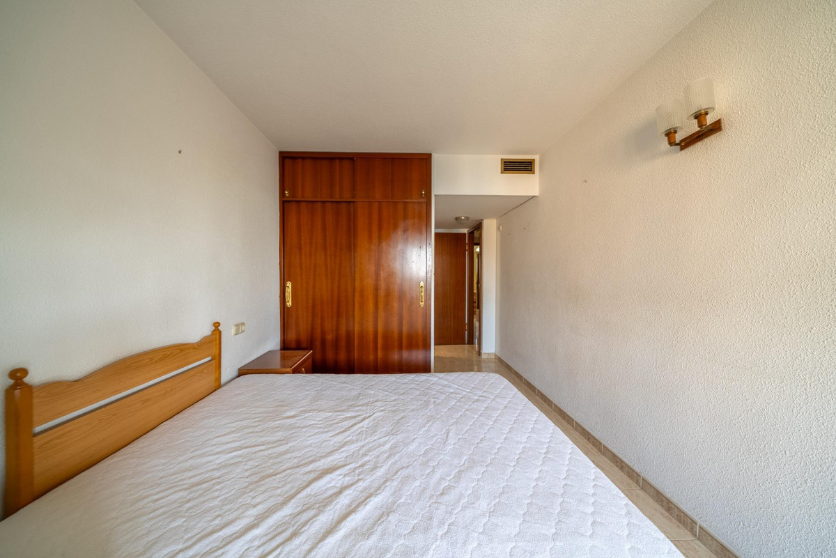 Se vende Apartamento Planta Media de 2 dormitorios en Costa Blanca, Alicante, España
