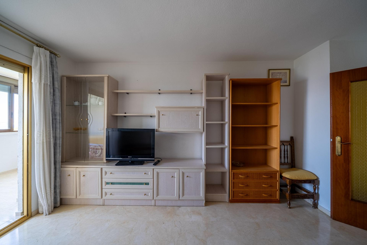 Se vende Apartamento Planta Media de 2 dormitorios en Costa Blanca, Alicante, España