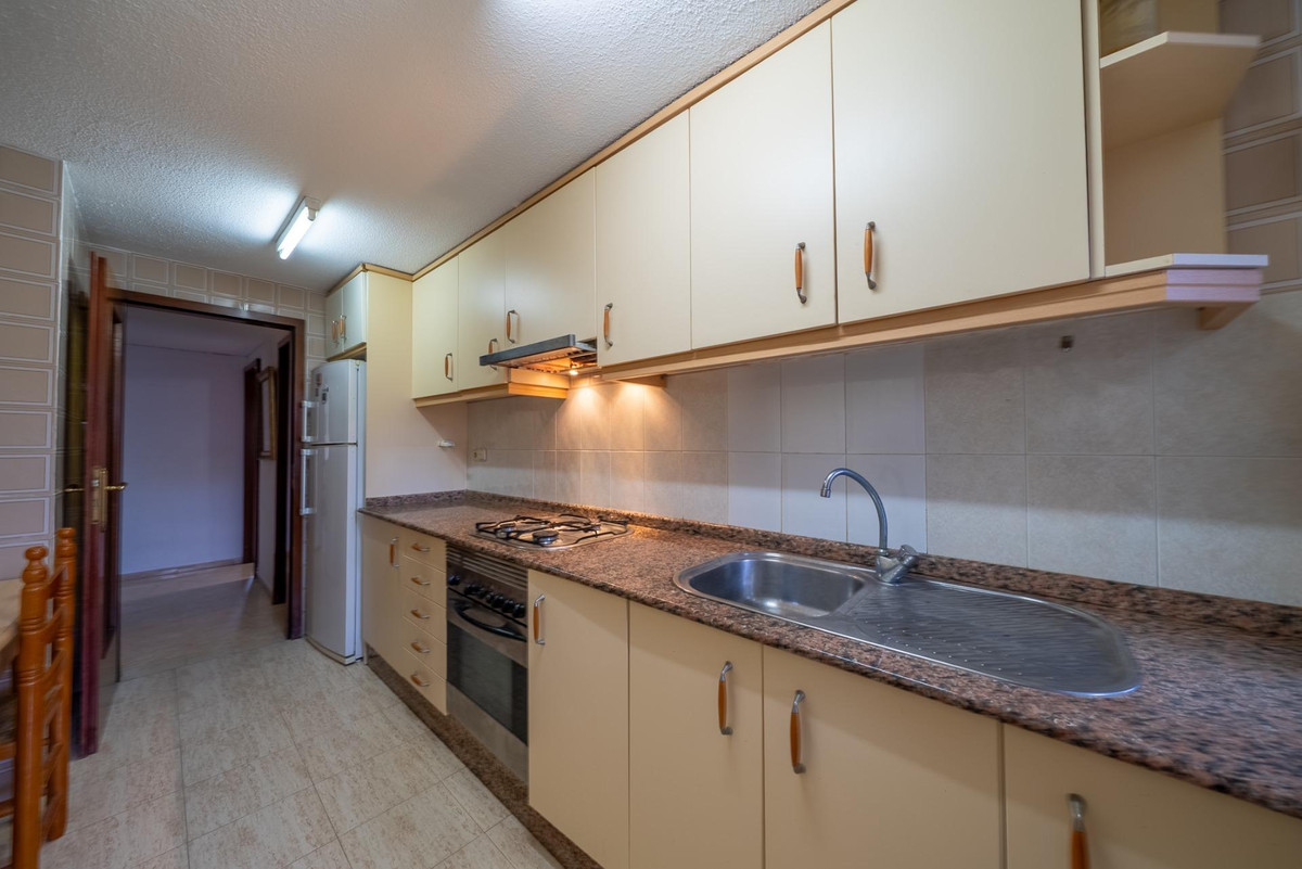 Se vende Apartamento Planta Media de 2 dormitorios en Costa Blanca, Alicante, España