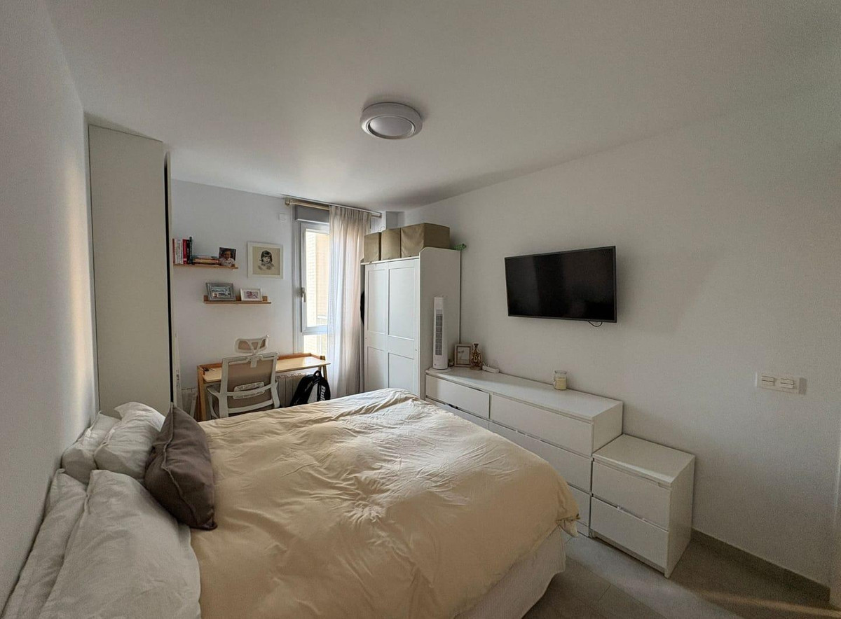 Se vende Apartamento Planta Media de 2 dormitorios en Costa Blanca, Alicante, España