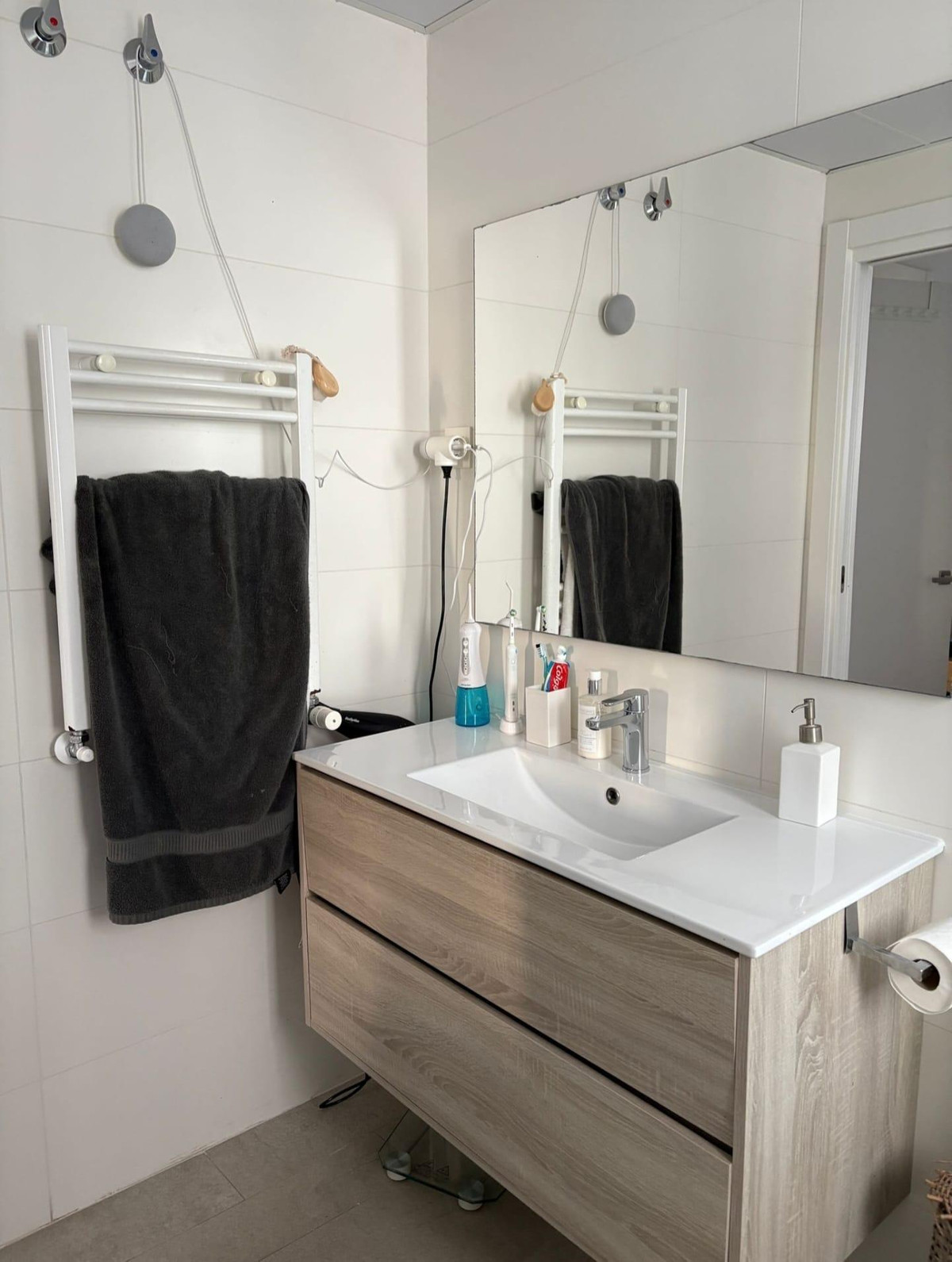 Se vende Apartamento Planta Media de 2 dormitorios en Costa Blanca, Alicante, España