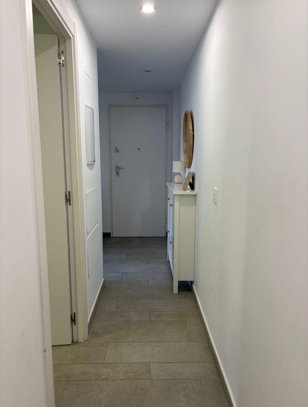 Se vende Apartamento Planta Media de 2 dormitorios en Costa Blanca, Alicante, España