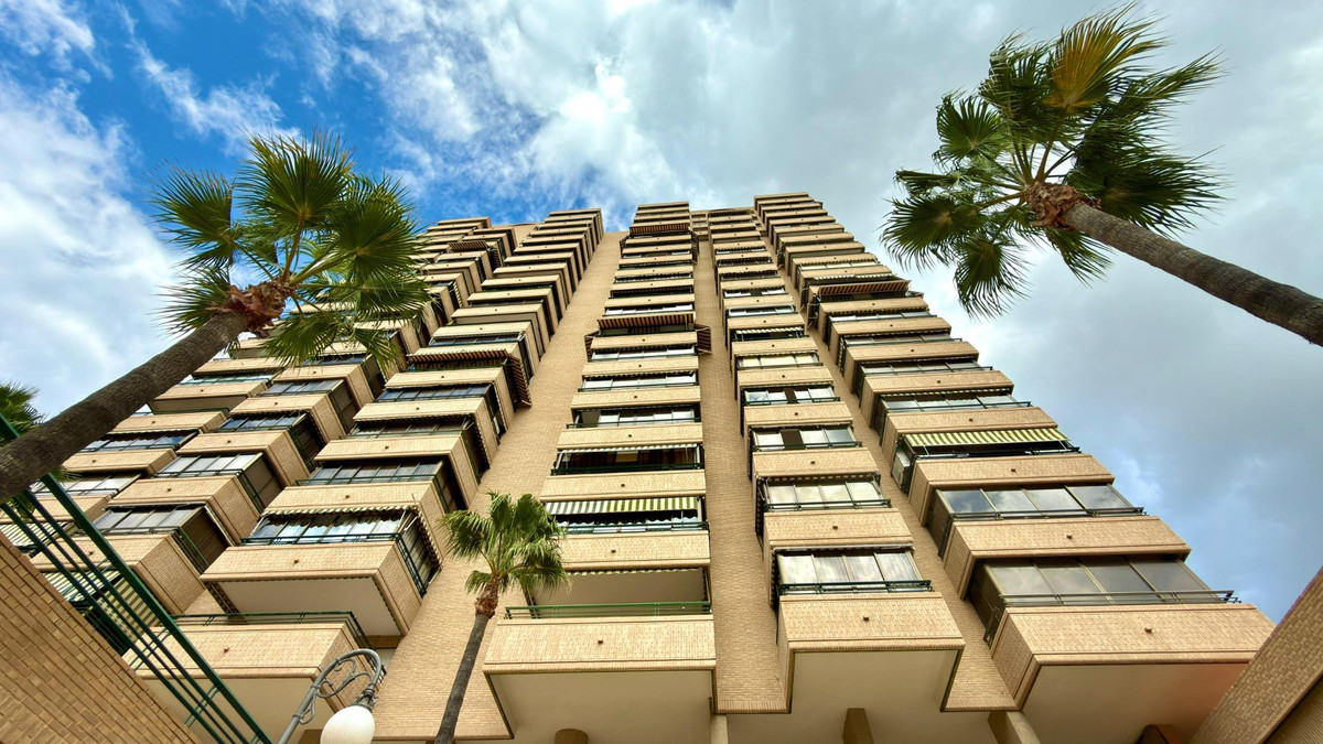 1 Bed Apartment for sale in Benidorm Costa Blanca, Alicante, Spain