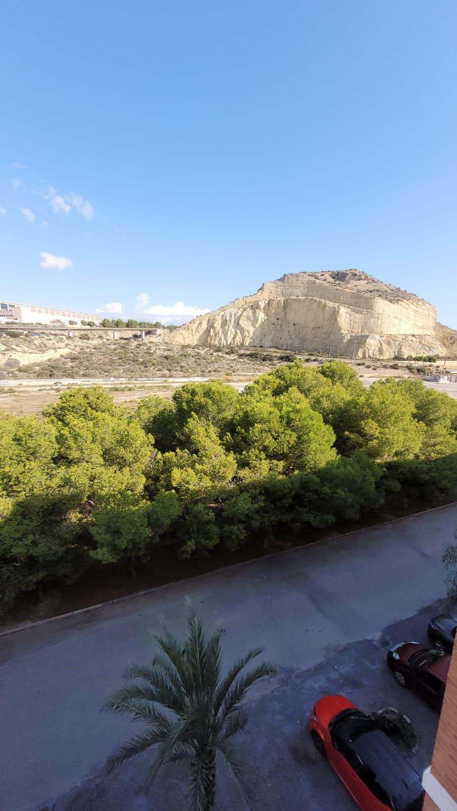 Se vende Apartamento Planta Media de 2 dormitorios en Costa Blanca, Alicante, España