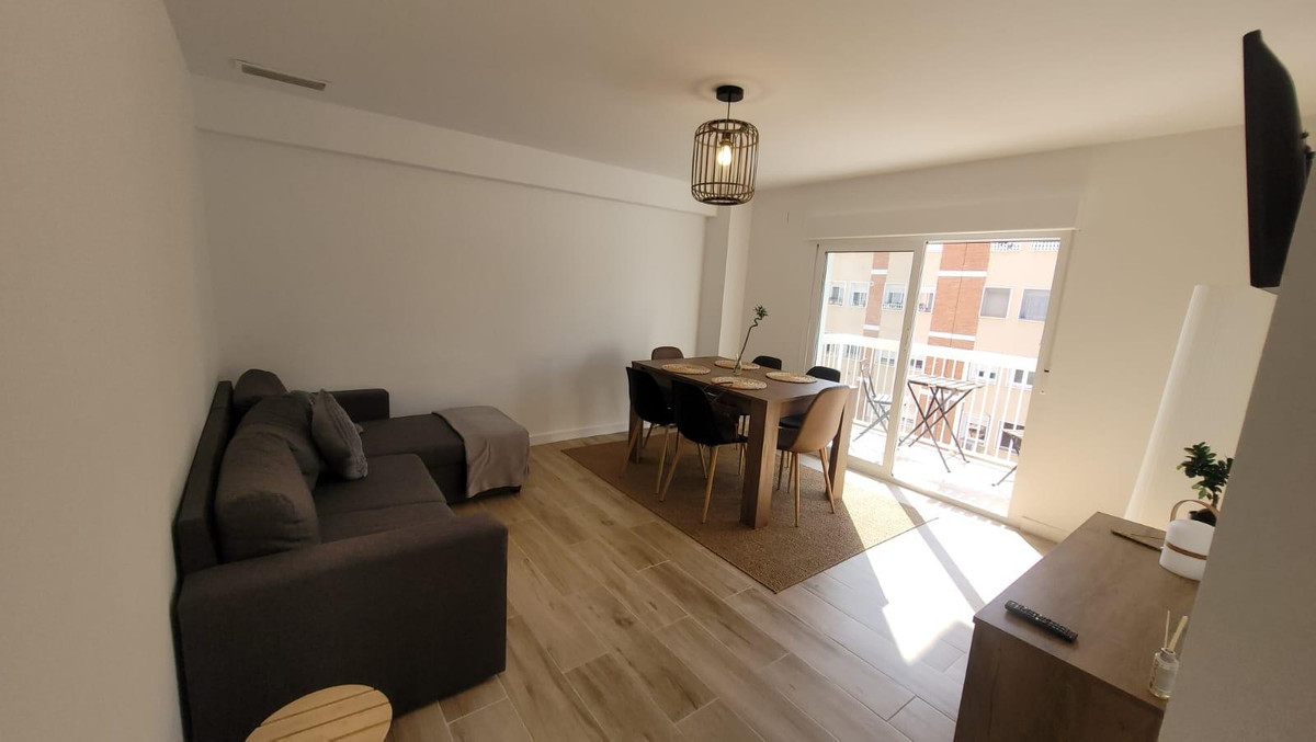 Se vende Apartamento Planta Media de 2 dormitorios en Costa Blanca, Alicante, España