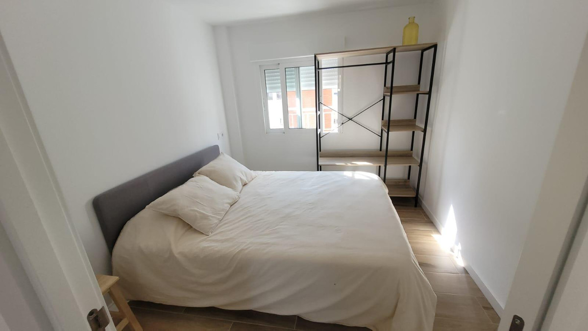 Se vende Apartamento Planta Media de 2 dormitorios en Costa Blanca, Alicante, España